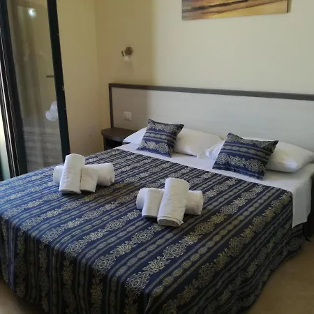 B&B Hotel Helios Bed & Breakfast Uggiano La Chiesa