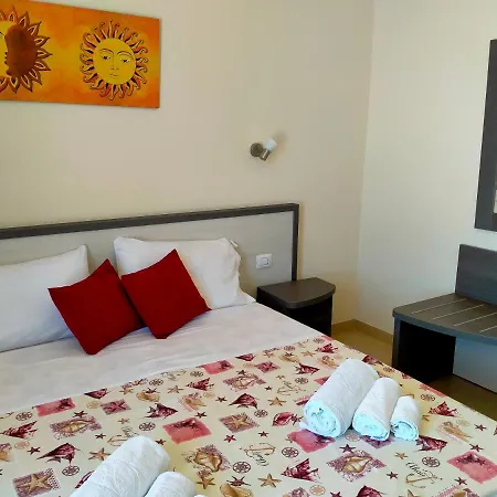 B&B Hotel Helios Bed & Breakfast