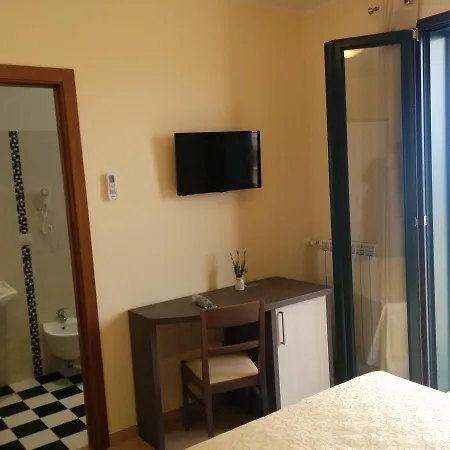 Bed & Breakfast B&B Hotel Helios Uggiano La Chiesa