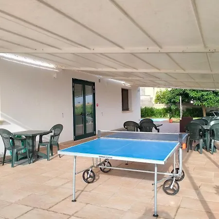 Helios Nocleg ze śniadaniem Uggiano La Chiesa