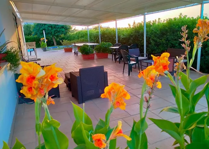 לינה וארוחת בוקר Helios אוג'אנו לה קייזה